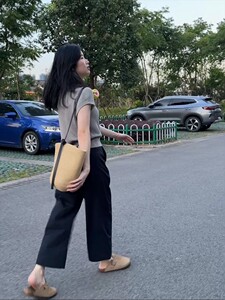 高腰显瘦九分休闲裤一抚就平高级感镰刀裤图片
