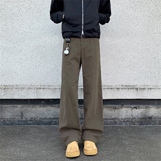 褐色