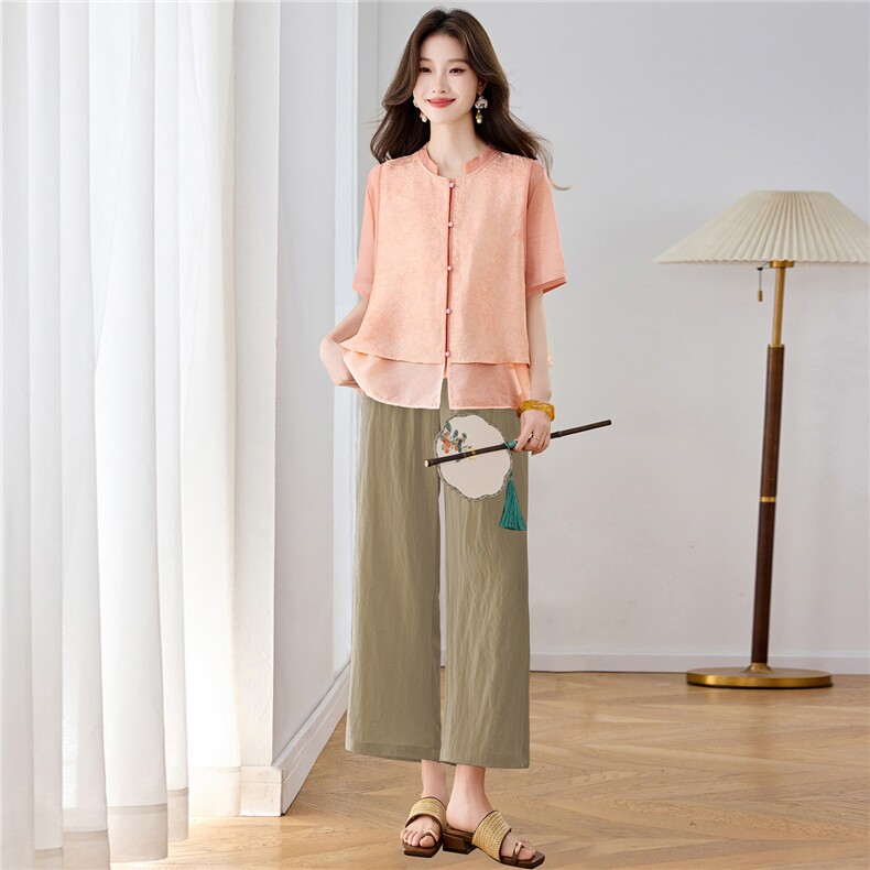 现货2026年夏季新款中式时尚两件套女小衬衫马甲天丝麻小脚阔腿裤,女装套装/套裙,璐依舞