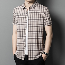 卡其色