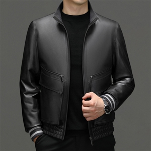 2319冬季新款海宁羽绒服男牛皮鹅绒服短款男装加厚P1020图片