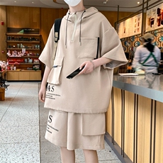 卡其色