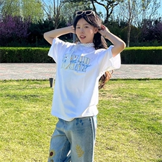 白色