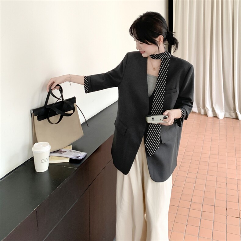 210-3278-P155-K228高级松弛感休闲条纹飘带西装外套2025年秋季，女装西装，韩蜜菓