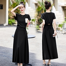 高级感慵懒风韩版圆领短袖连衣裙套装2024夏季收腰显瘦灰色长裙子，女装套装/套裙，蓝诺裳