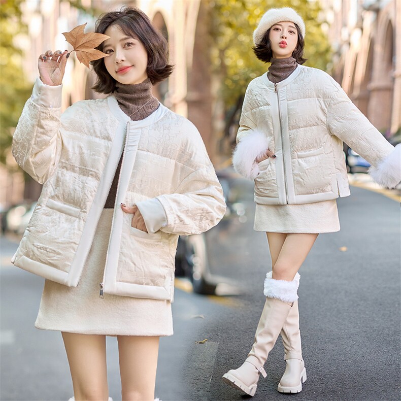 手袖狐狸毛拼接羽绒服女短款2024年新款重工刺绣亮片提花保暖外套,女装羽绒服,韩蜜菓