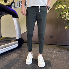 绿色