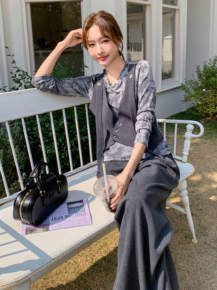 开春穿搭ootd一整套女超火高级感假两件拼接印花上衣阔腿裤两件套,女装套装/套裙,浙宝069