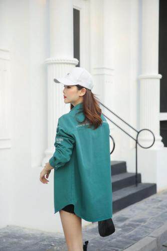 2021春款风衣外套，女装风衣，红雀纺