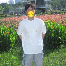 白色