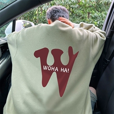 豆绿色