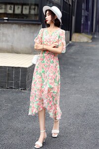 2021夏季新款时尚气质V领小雏菊环扣设计优雅经典提花连衣裙图片
