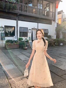 刺绣蹄花鎏金纱连衣裙旗袍,女装连衣裙,M.W 嫚维