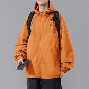 冲锋衣连帽夹克男宽松落肩纯色上衣外套DSA157B-JK727-P58图片