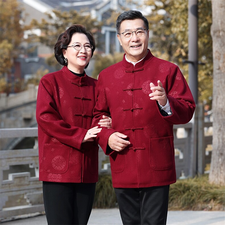 2024年秋季时尚潮流中老年男女款长袖立领单排扣全身福字羊毛呢,女装毛呢外套,衣恋羊绒