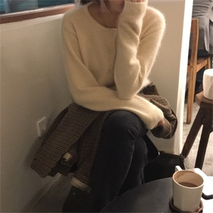 反季清仓羊毛开衫女短款圆领毛衣外套宽松百搭针织外搭图片