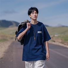 藏青色