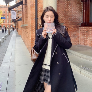 水衣源2533款纯色镶条海军领毛呢羽绒服中长款女图片