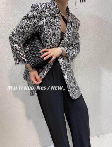 西装，女装西装，麦缇诺