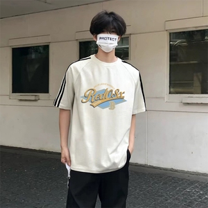 抖音得物高品质二开240克宽松纯棉美式潮牌三条杠织带短袖T恤图片