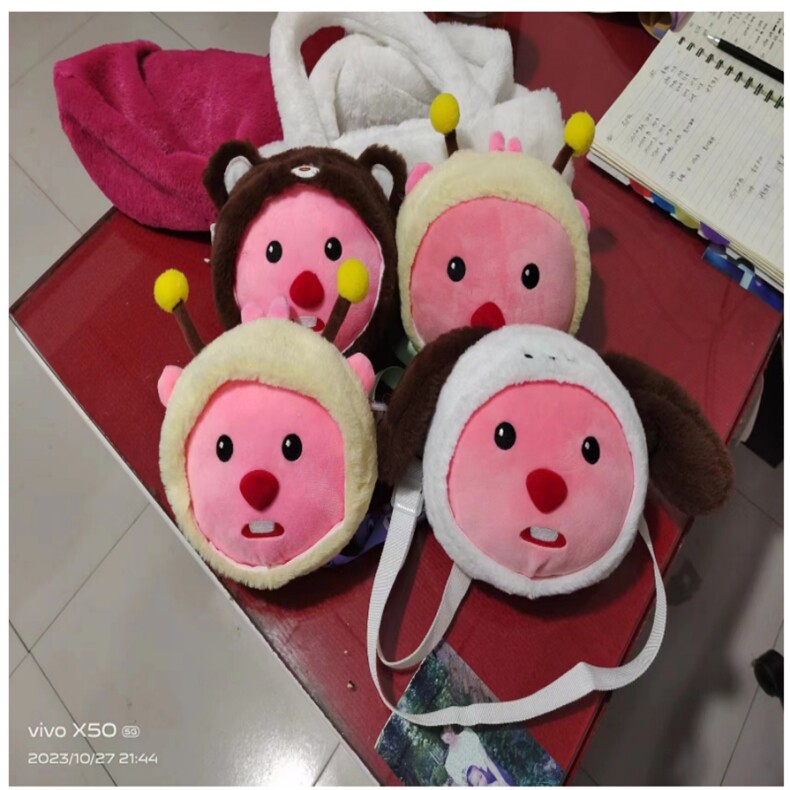 变身海狸包（十个起售），朵菲毛绒玩具