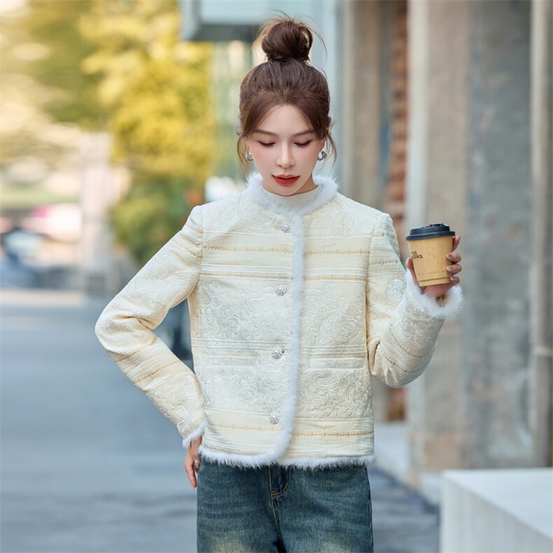 【bao款现货】2024新款冬装新中式外套水貂毛拼接羽绒服白鸭绒,女装羽绒服,雅静靓衣