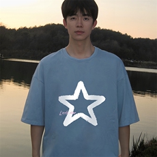 浅蓝色