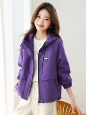 现货！现货！2026春季新款时尚宽松休闲短款外套女，女装短外套，以桐