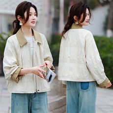 撞色翻领短款外套女春季2026新款小个子时尚减龄百搭高端上衣，女装短外套，鑫源服饰