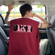 酒红色