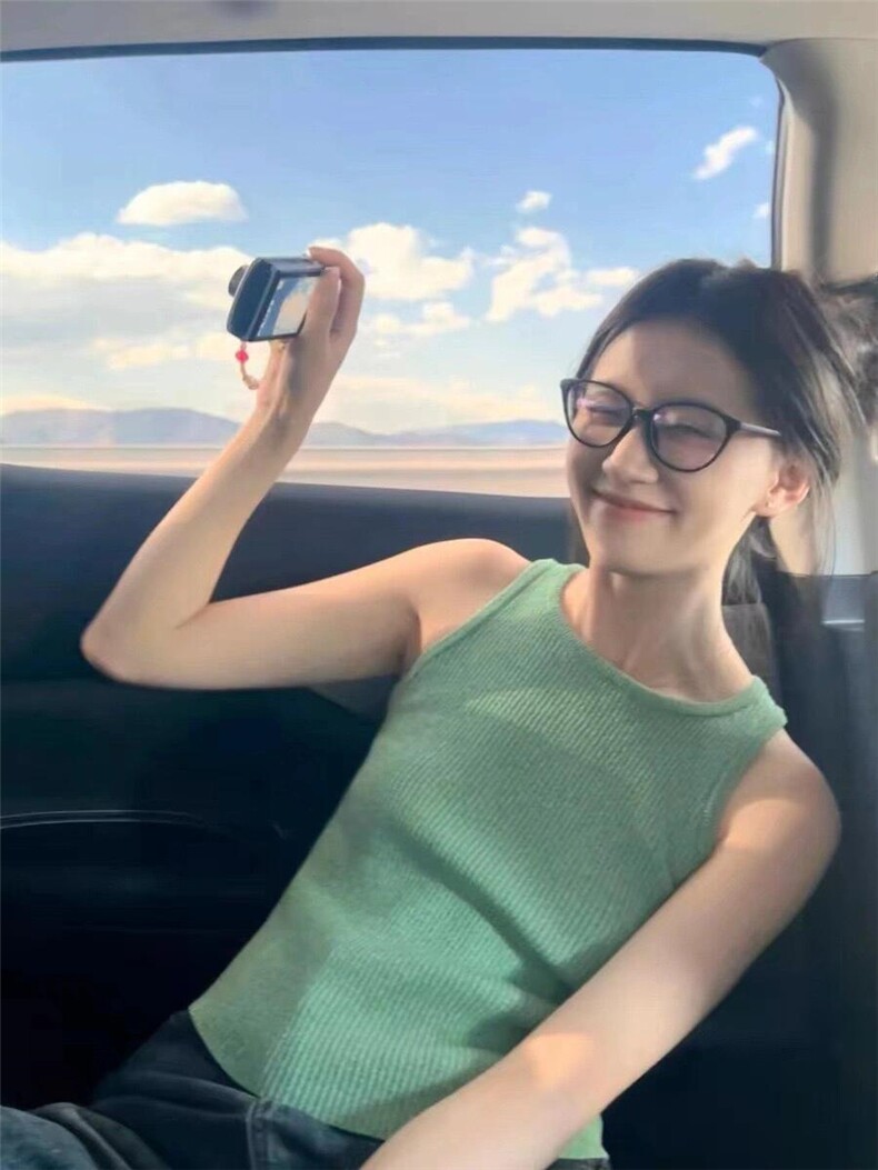 法式小清新绿色无袖吊带背心女夏季短款甜辣，女装背心吊带，沐策羊绒