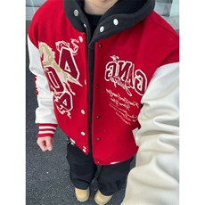 红色
