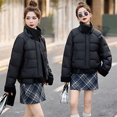 时尚潮流女装PU皮拼接仿羊羔毛翻领白鸭绒羽绒服显瘦保暖外套，女装羽绒服，采品优优