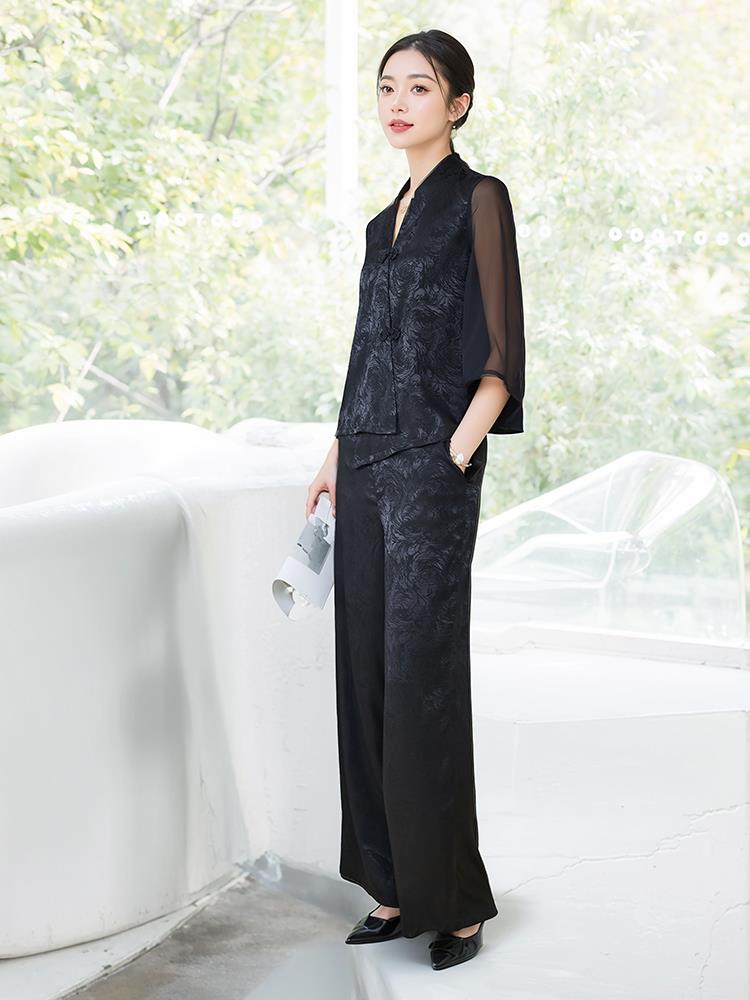 高端妈妈缎面套装女2025春夏新款新中式醋酸盘扣大码阔腿裤两件套,女装套装/套裙,时尚风爆