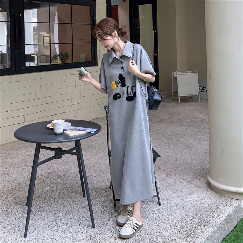 气质卡通小斑马设计polo连衣裙夏季2025复古减龄淡人宽松显瘦长裙,女装连衣裙,2D041