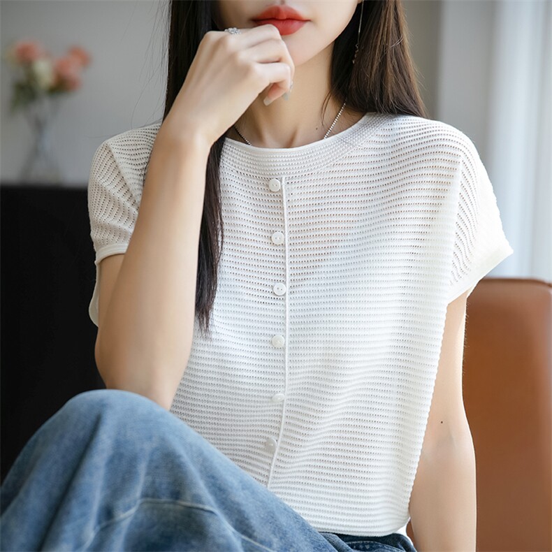 夏季曲竹冰丝针织短袖T恤女圆领镂空提花纽扣上衣宽松半袖打底衫,女装T恤,佳绒包芯纱店