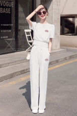 2023年新款运动套装夏季薄款休闲服时尚洋气网红炸街阔腿裤，女装套装/套裙，仟媚宠