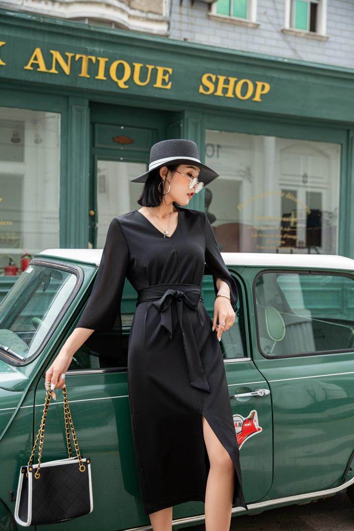 气质连衣裙，女装连衣裙，蓝芝衣秀