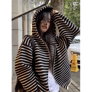 2025早秋卫衣女ins潮春秋韩版宽松bf慵懒风条纹上衣短款连帽外套图片