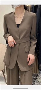 2021秋季新款时尚欧美风小V领双口袋配腰带休闲西装外套,女装西装,L·H·X