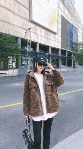 巧析，皮毛一体，两色三码，女装，巧析