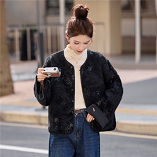 真兔毛绒短外套女冬季2025新品显瘦气质小众设计感新中式时尚女装，女装短外套，意芙