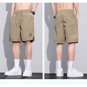 W60-P30冰丝休闲短裤男夏季薄款宽松速干运动五分裤图片