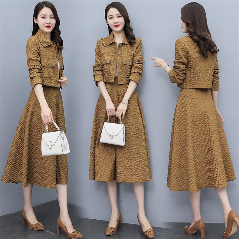 时尚套装2022早春装高级感轻奢复古短外套大摆半裙御姐炸街两件套图片