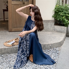 文艺日系复古拼色印花减龄连衣裙女夏季2025新款高级感拼接背心裙，女装连衣裙，2C353
