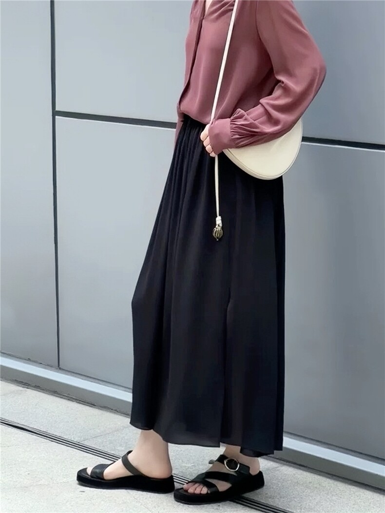 2025新款仿丝鬼绉垂感飘逸长款半身裙,女装连衣裙,湘姗