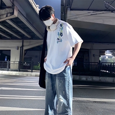 白色