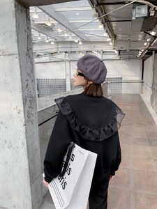 秋装拼接轻奢风外套图片
