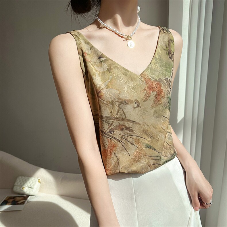 桑蚕丝小吊带背心女外穿2025春季新款美背高级感无袖缎面打底上衣，女装背心吊带，朝贺羊绒