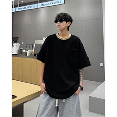 黑色